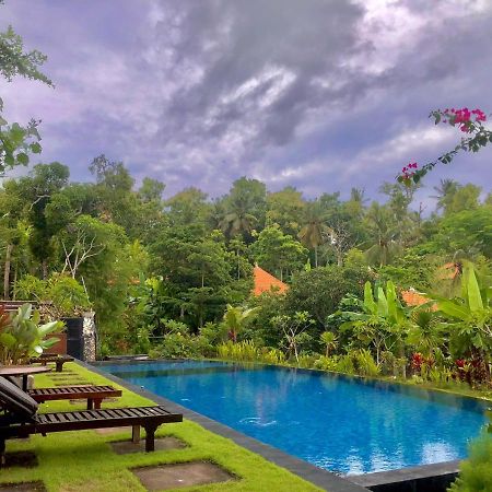 Arya Resort Nusa Penida Toyapakeh Екстериор снимка