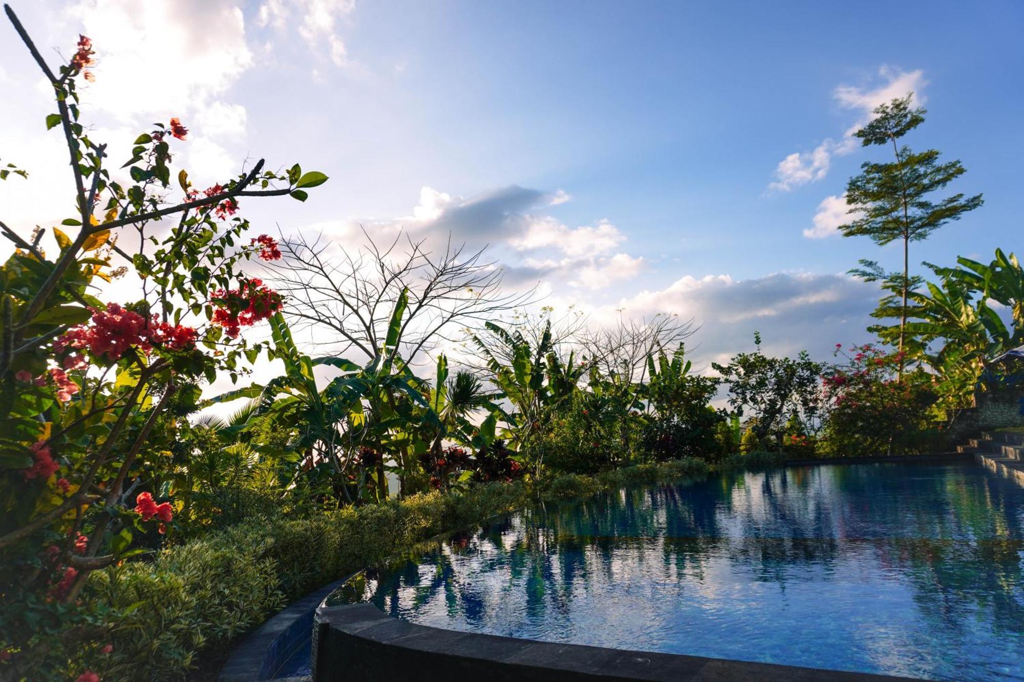 Arya Resort Nusa Penida Toyapakeh Екстериор снимка